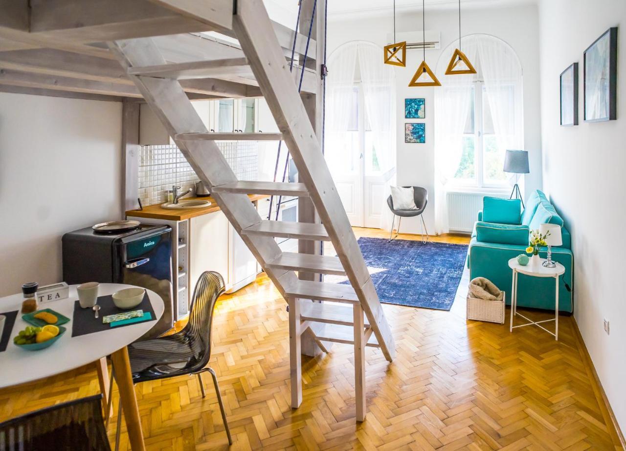 Ybl Apartment City Center Szekesfehervar Exterior foto