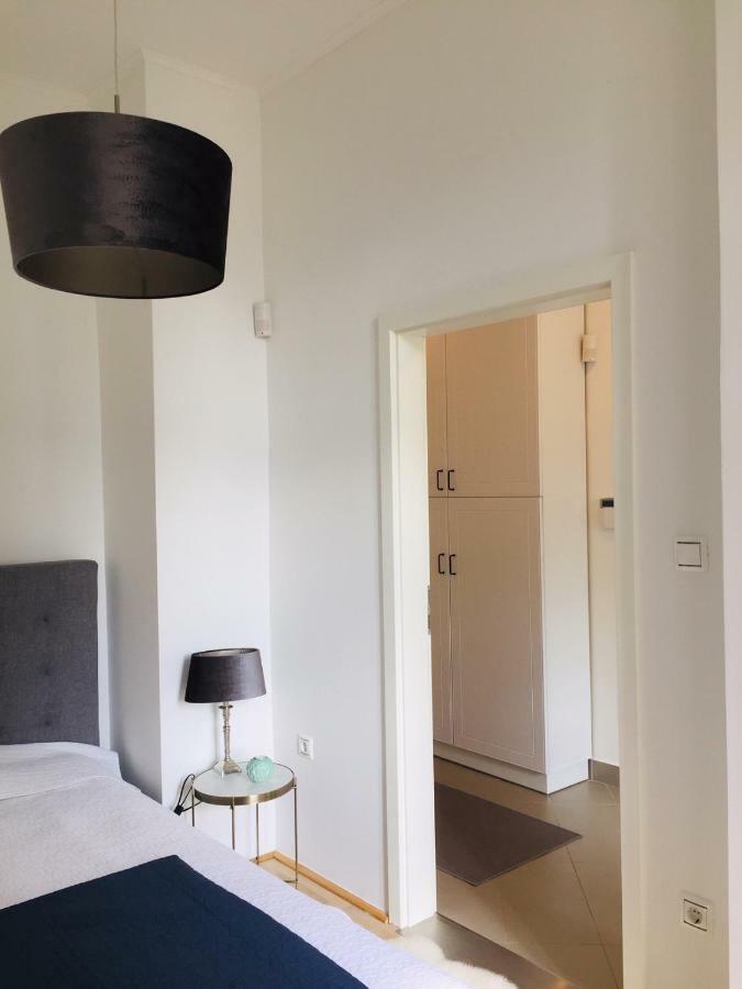 Ybl Apartment City Center Szekesfehervar Exterior foto